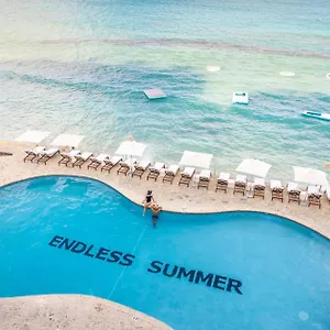 Resort Grand Cayman Marriott